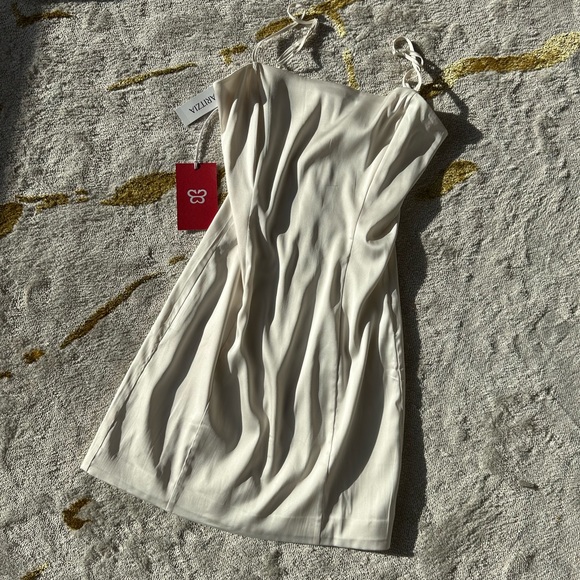 Aritzia Fits size Xs-S Aritzia Perfect Silky Mini Dress - Picture 4 of 10